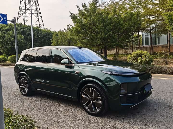 2025 LiXiang L9