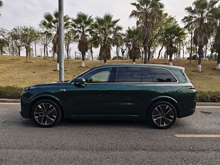 2025 LiXiang L9