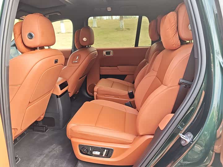 LiXiang L9 2025 2025款 Ultra 智能焕新版