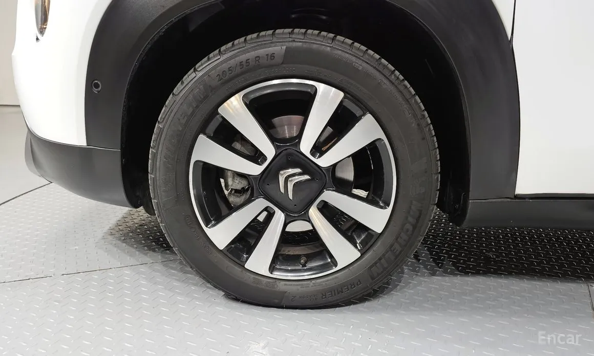 Citroen C3 Aircross 2017 1.5 BlueHDi Shine