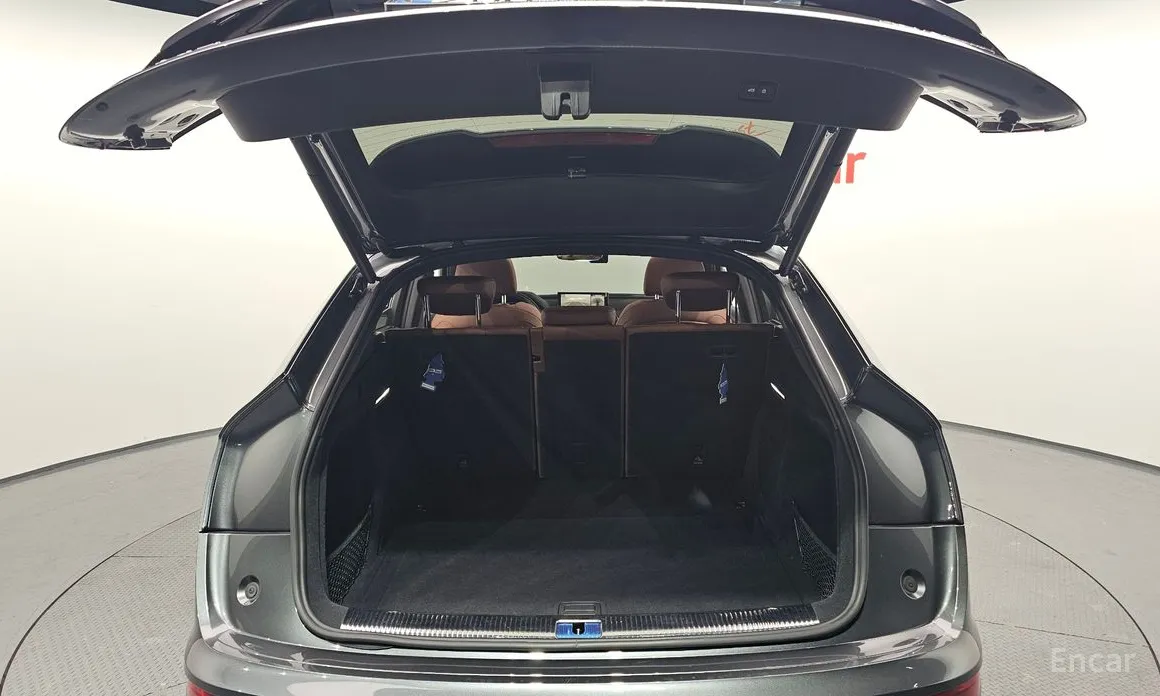 Audi Q5 2017 45 TFSI Quattro Premium Sportback