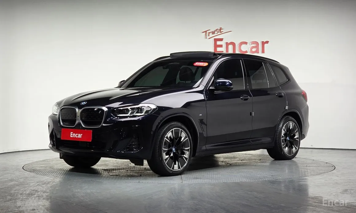 2021 BMW iX3