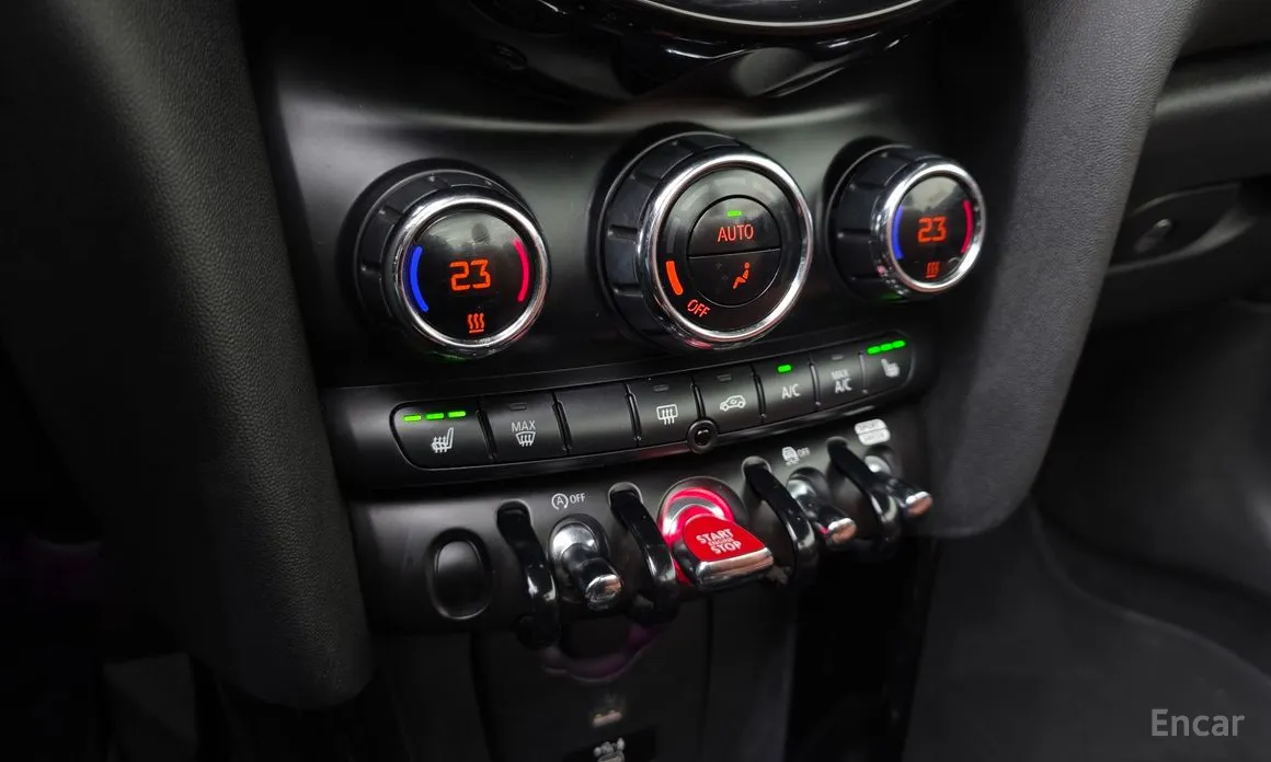 Mini Cooper Convertible 2001 Standard