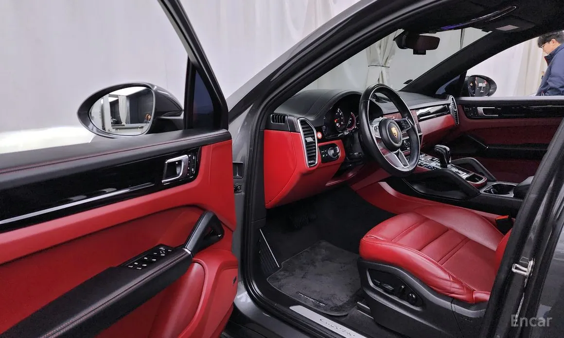 Porsche Cayenne 2019 3.0 PLATINUM EDITION