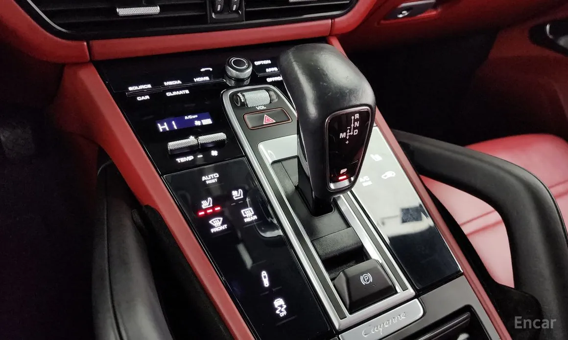 Porsche Cayenne 2019 3.0 PLATINUM EDITION