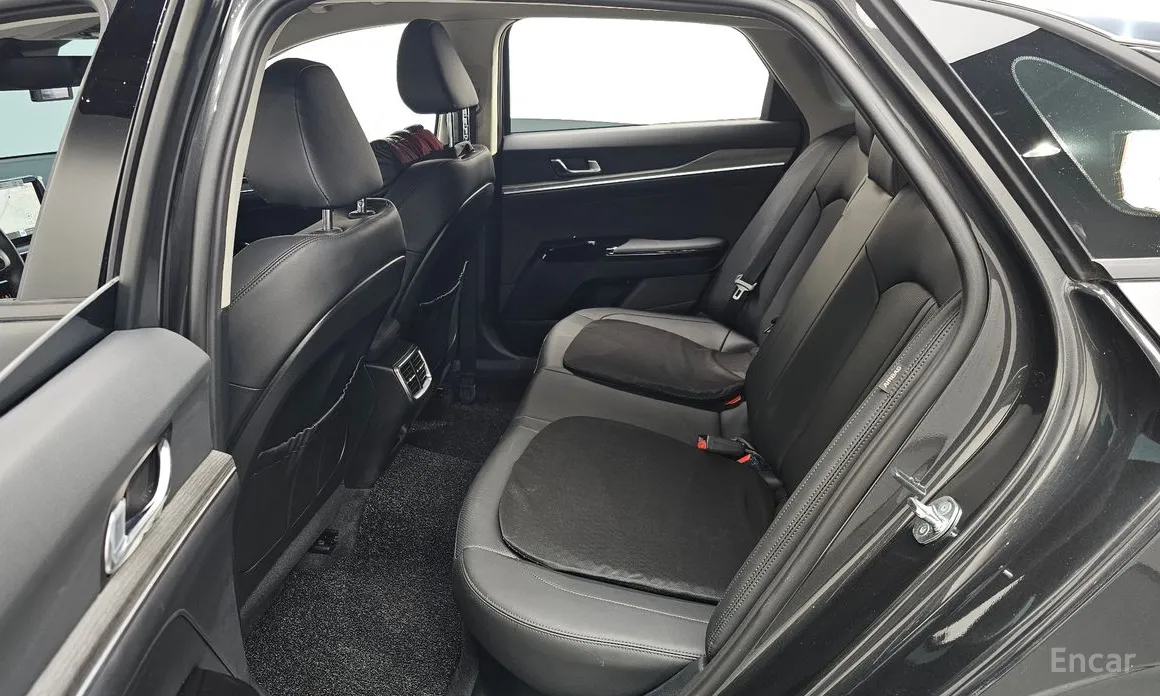 Kia K5 2023 Noblesse