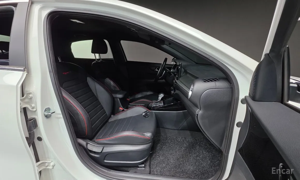 Kia K3 2021 1.6 Turbo GT 5Door