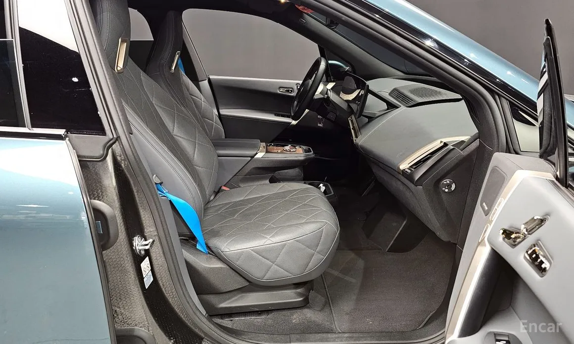 BMW iX 2021 xDrive50 Sports Plus