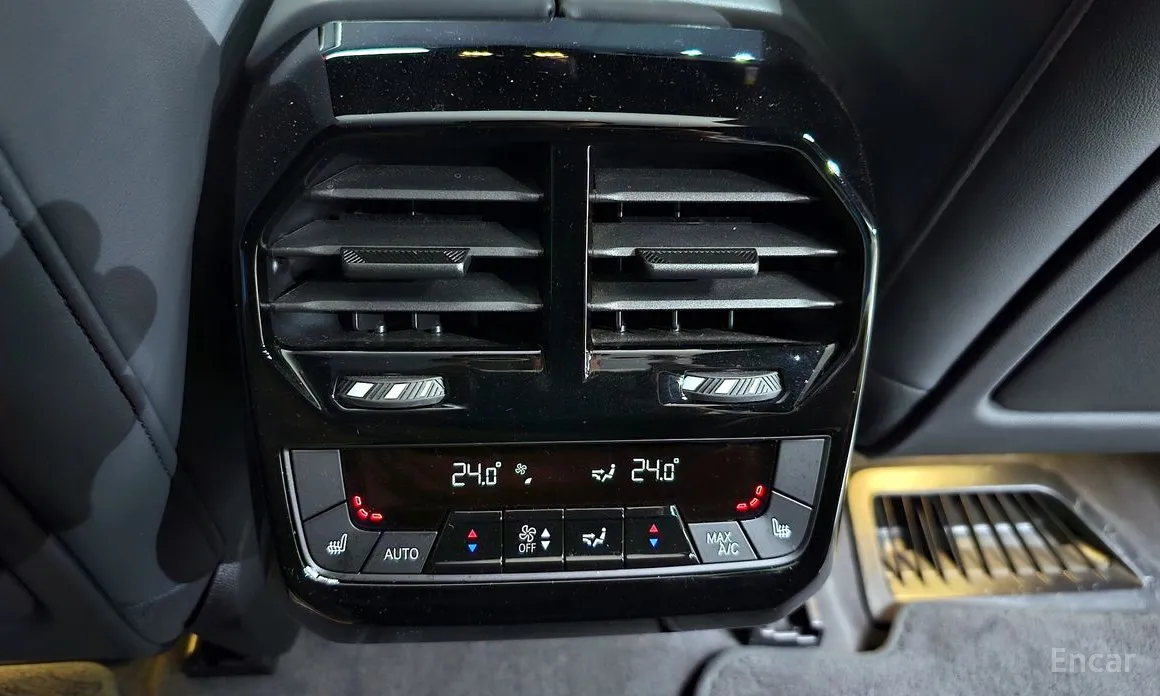 BMW iX 2021 xDrive50 Sports Plus