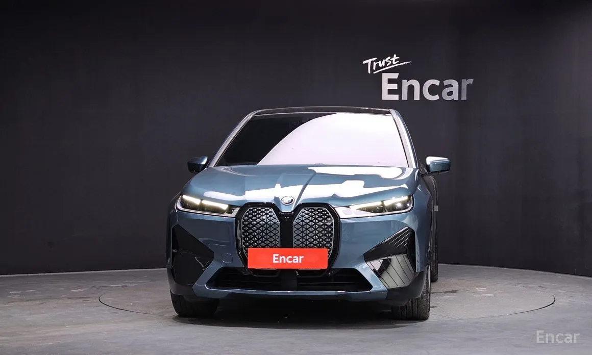 BMW iX 2021 xDrive50 Sports Plus