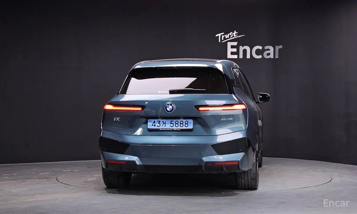 BMW iX 2021 xDrive50 Sports Plus