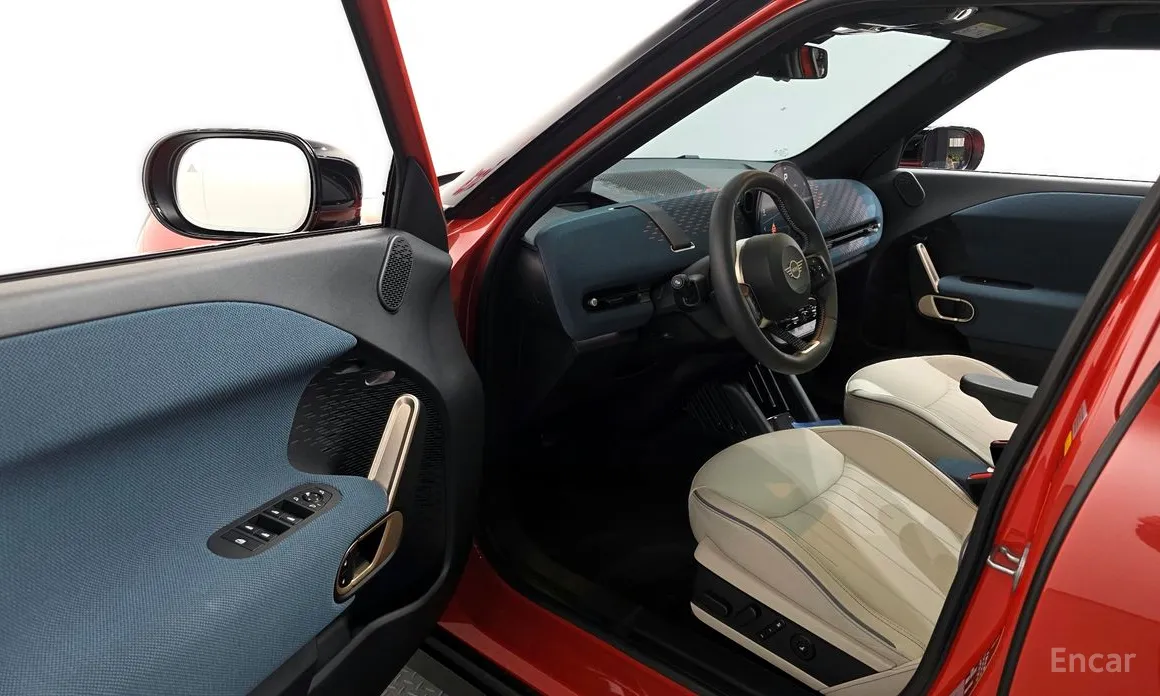 Mini Aceman 2025 SE Favoured