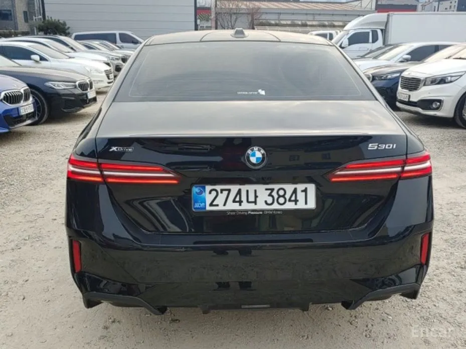 BMW 5 Series 2023 530i xDrive M Sport