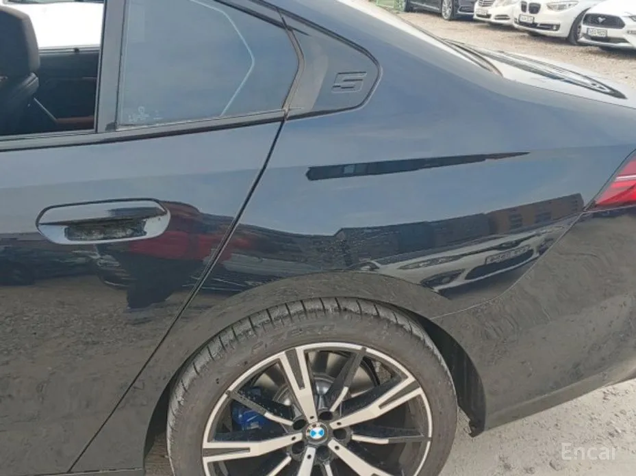 BMW 5 Series 2023 530i xDrive M Sport