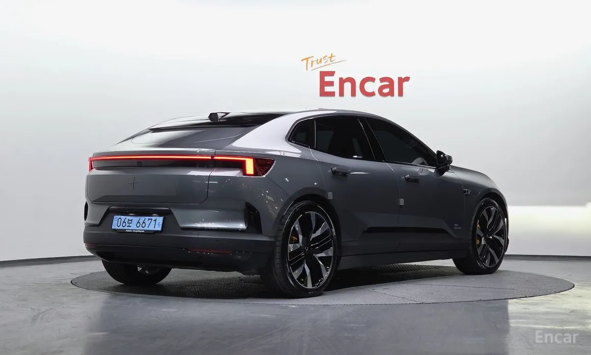 Polestar 4 2024 Long Range Duel Moter