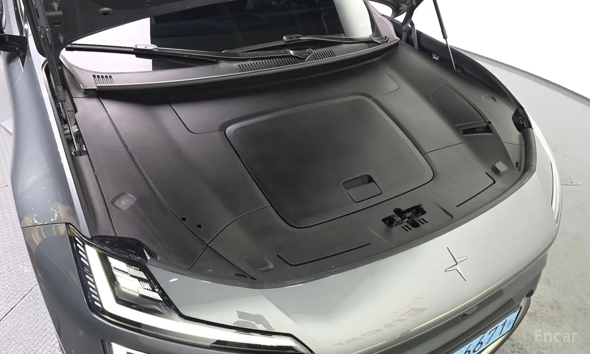 Polestar 4 2024 Long Range Duel Moter