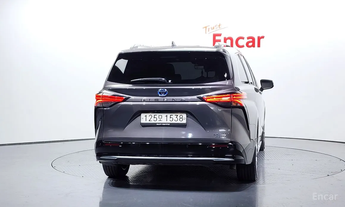 Toyota Sienna 2020 2.5 Hybrid 2WD