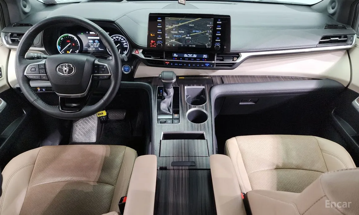 Toyota Sienna 2020 2.5 Hybrid 2WD