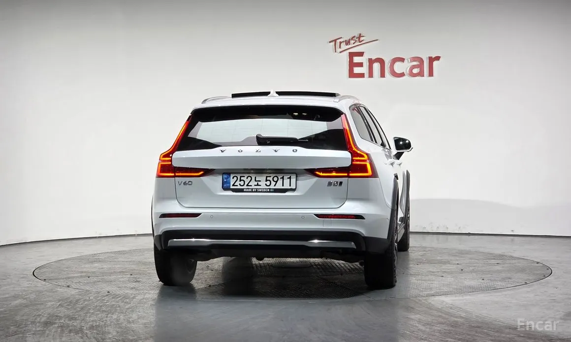 Volvo V60 2019 B5 Ultimate AWD