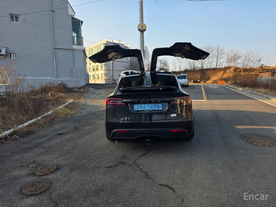 Tesla Model X 2018 AWD