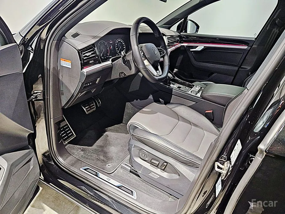 Volkswagen Touareg 2019 3.0 TDI R-Line