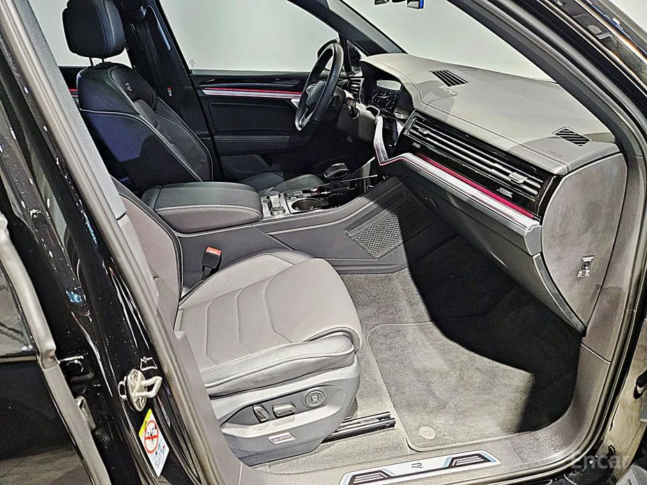 Volkswagen Touareg 2019 3.0 TDI R-Line