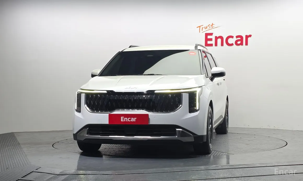 Kia Carnival 2023 9-Seater Noblesse