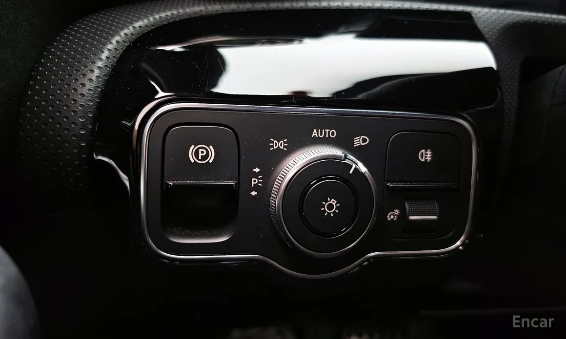 Mercedes-Benz A-Class 2019 A220 Sedan