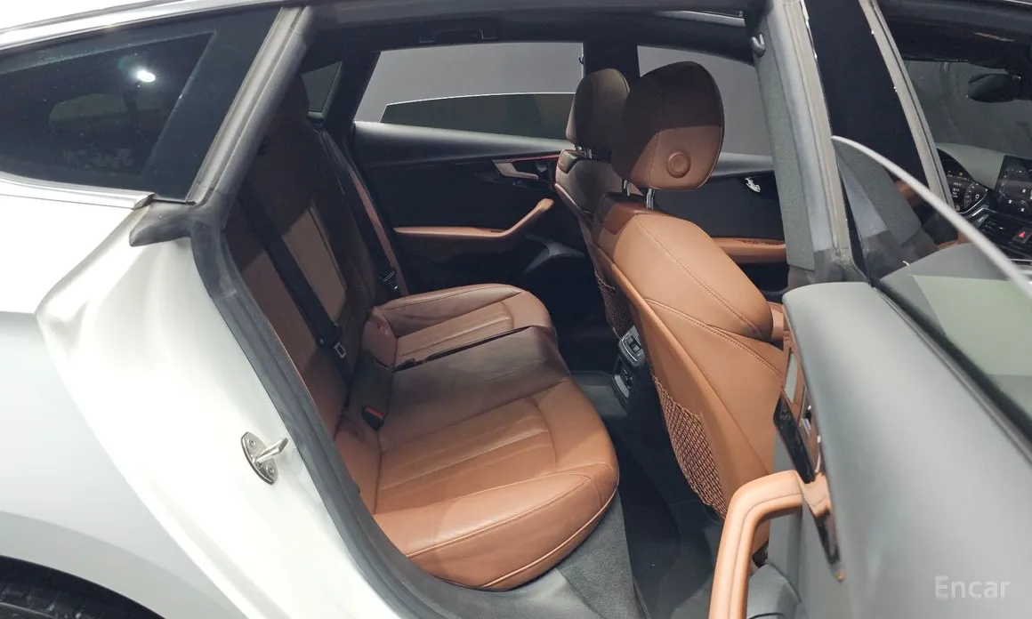 Audi A5 2017 40 TFSI Quattro Premium Sportback