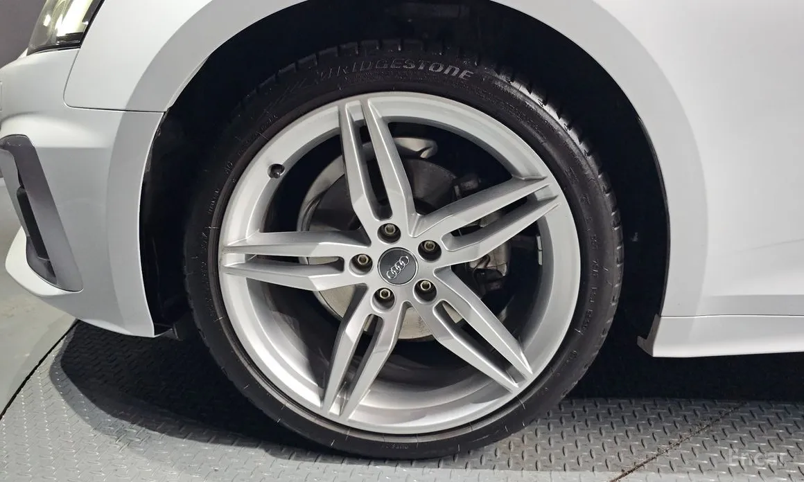 Audi A5 2017 40 TFSI Quattro Premium Sportback