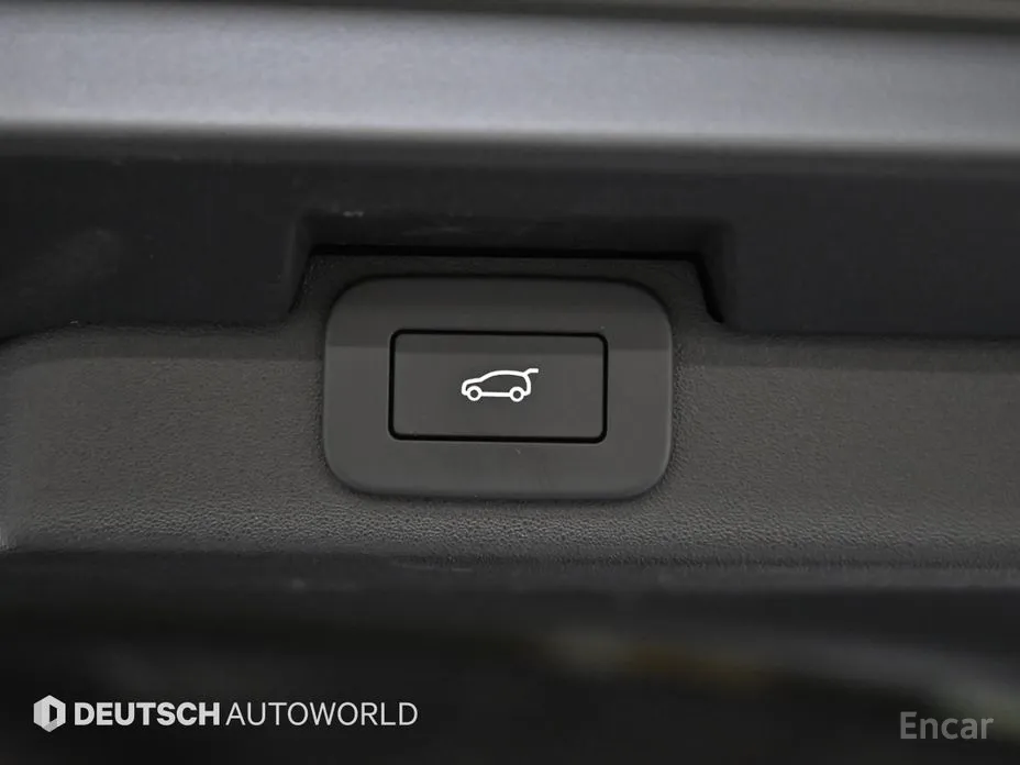 Land Rover Discovery 2017 2.0 P300 S