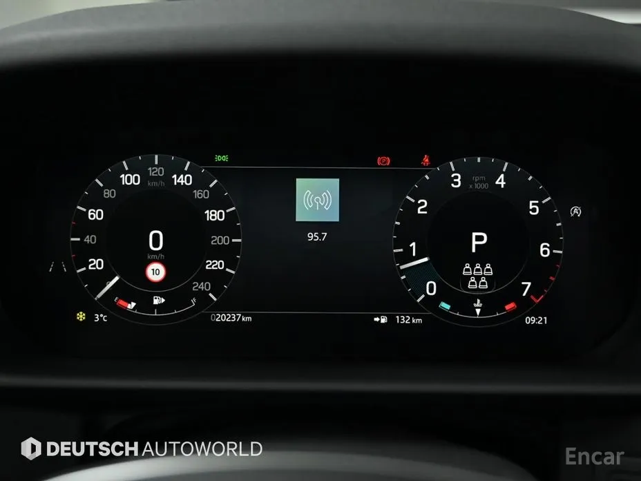 Land Rover Discovery 2017 2.0 P300 S