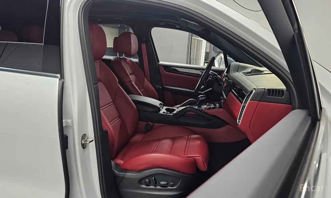 Porsche Cayenne 2019 3.0 PLATINUM EDITION