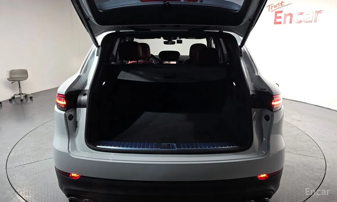 Porsche Cayenne 2019 3.0 PLATINUM EDITION