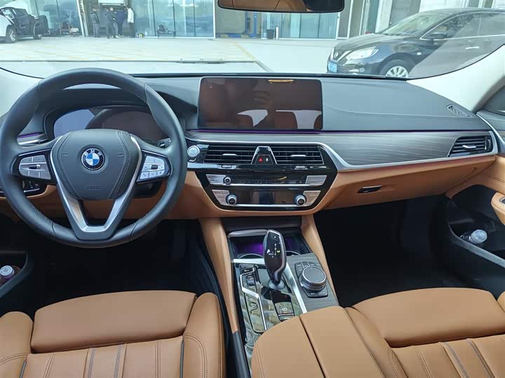 BMW 6 Series GT 2022 2022款 630i 豪华设计套装