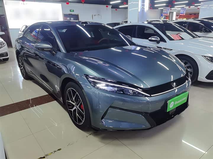 BYD Han L 2025 2025款 DM-p 四驱激光雷达旗舰型