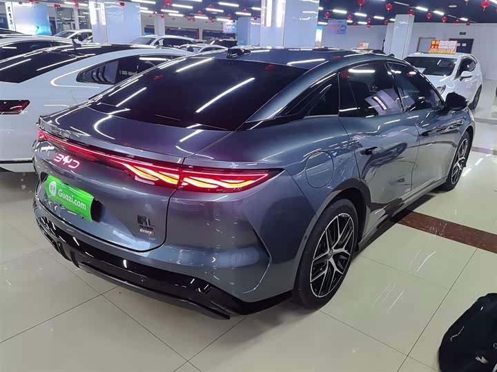 BYD Han L 2025 2025款 DM-p 四驱激光雷达旗舰型