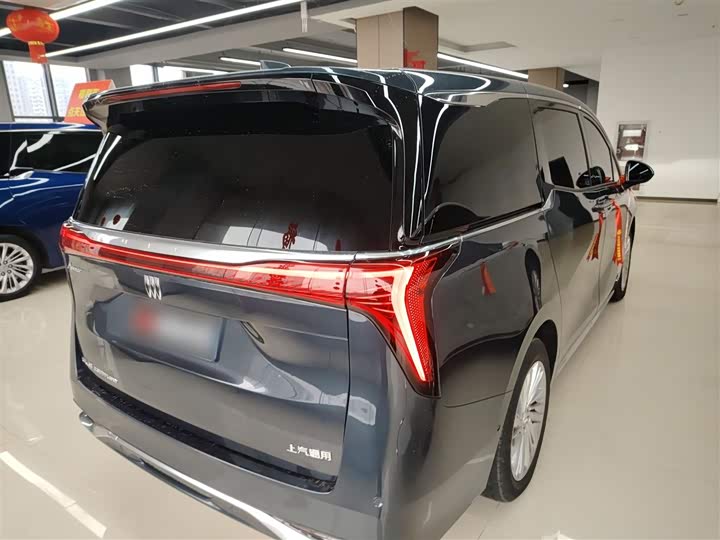 Buick GL8 Century 2025 2025款 2.0T 七座蕴世版