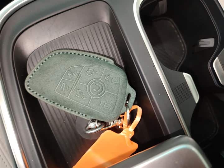 Buick GL8 Century 2025 2025款 2.0T 七座蕴世版