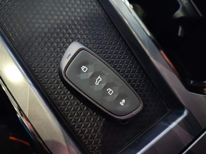 Haval F7 (Monster) 2022 2022款 1.5T 智尊版