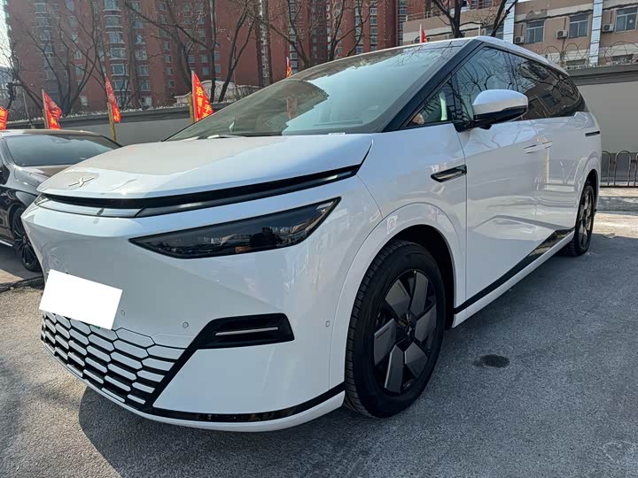 2026 XPeng X9