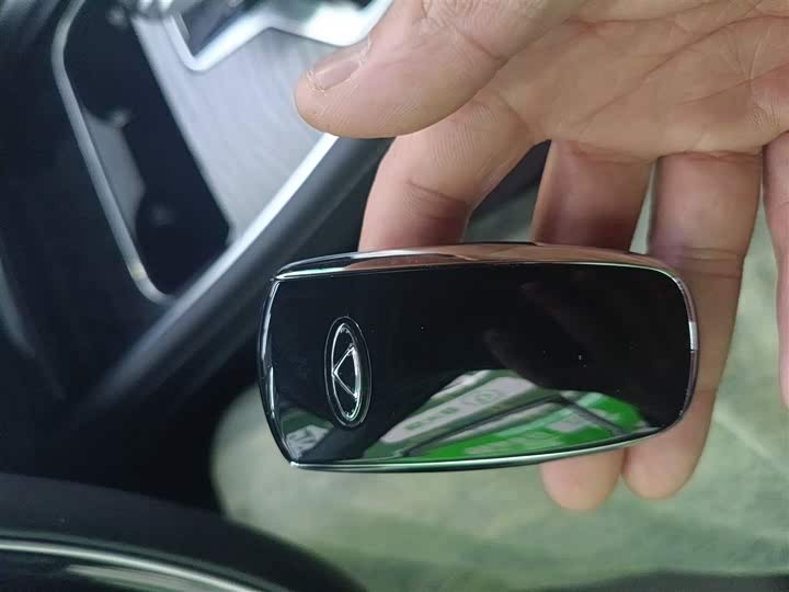 Chery Tiggo 8 Pro 2024 2024款 冠军版 290T 两驱闪耀版 7座