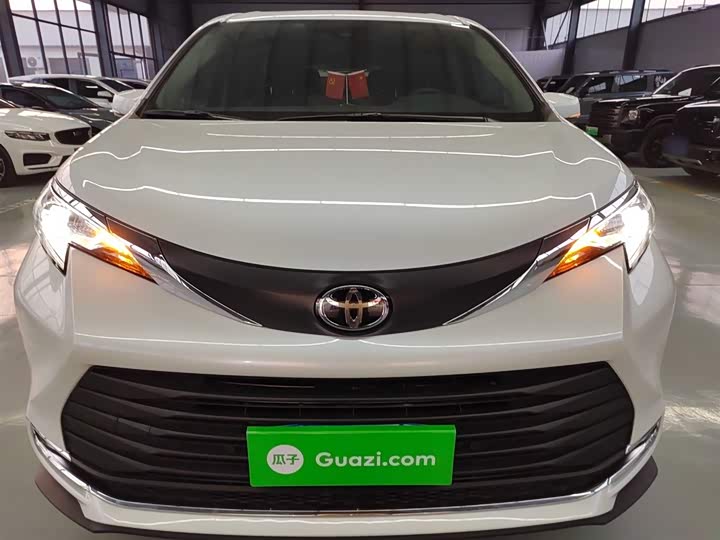 Toyota Sienna 2024 2024款 2.5L混动 舒适版