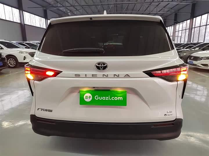 Toyota Sienna 2024 2024款 2.5L混动 舒适版
