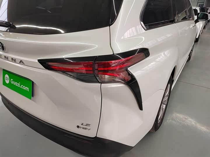 Toyota Sienna 2024 2024款 2.5L混动 舒适版