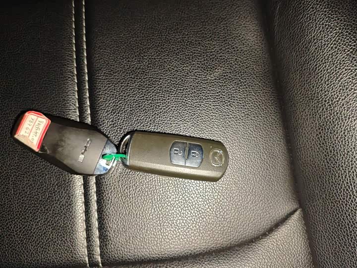 Mazda CX-4 2021 2021款 2.0L 自动两驱蓝天活力版