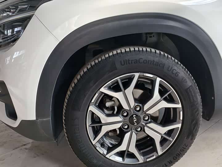 Kia KX3 2021 2021款 1.5L CVT潮流版