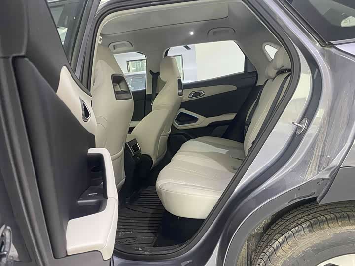 BYD Yuan Up 2025 2025款 智驾版 401KM 超越型