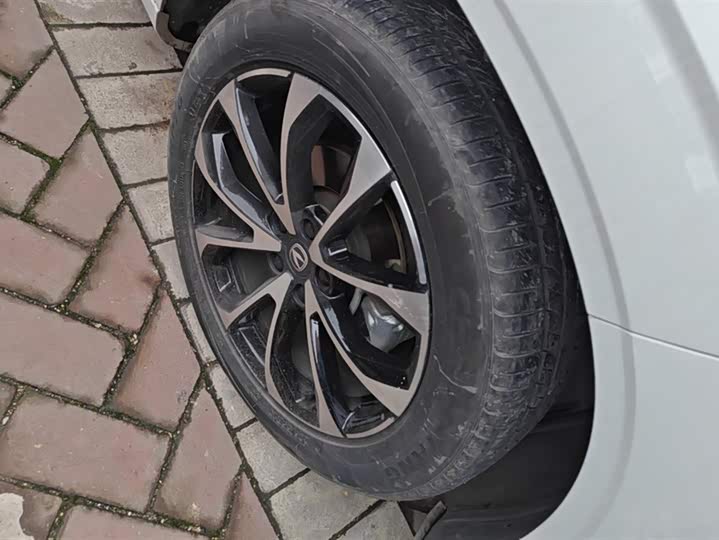 Changan UNI-Z Hybrid 2024 2024款 蓝鲸智电iDD 125km 领先型