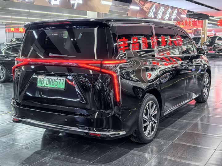 Maxus Mifa 9 2022 2022款 长续航 高山六座版